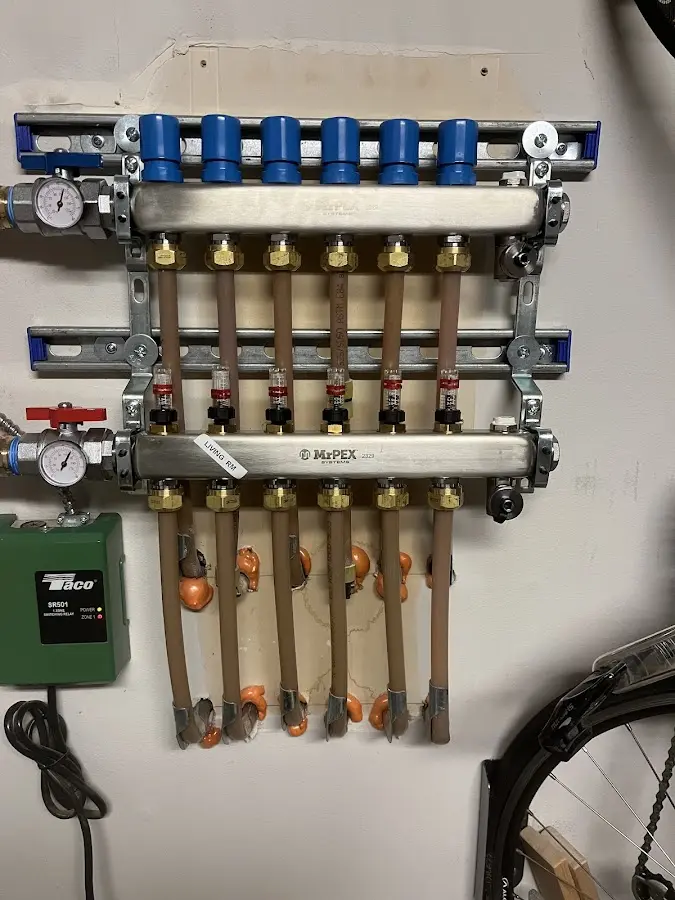 Plumber performing Leak Detection at a residential property in Leesburg