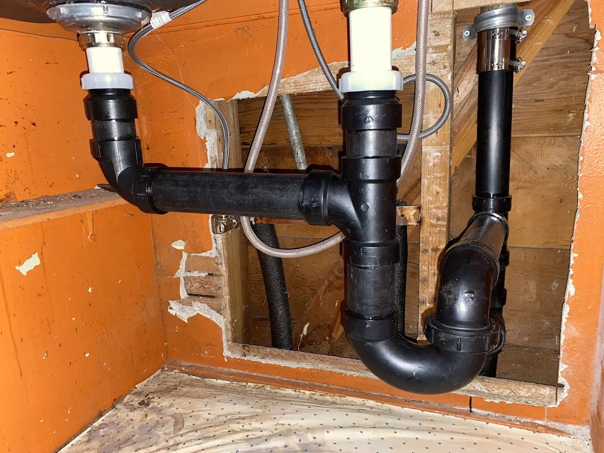 Professional Pipe Bursting equipment and tools on the job in Leesburg